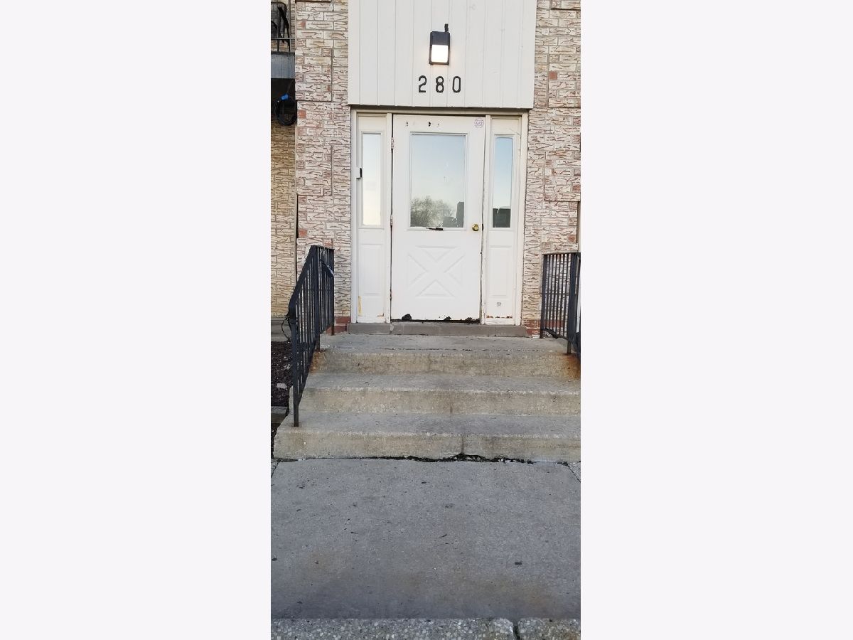 Condominiums Sold Shorewood Glendale Heights Illinois, 280 Shorewood