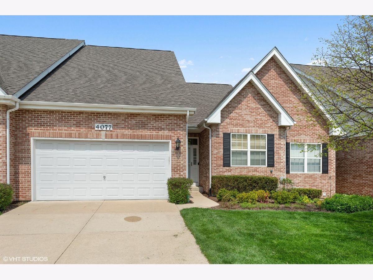 Pheasant Run Trails St Charles IL, Townhomes For Sale & For Rent