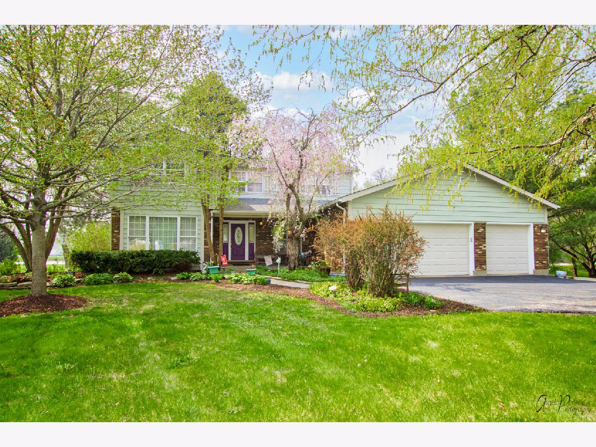 Homes Sold Chapel Hill Estates Johnsburg Illinois, 1808 Charnbrook