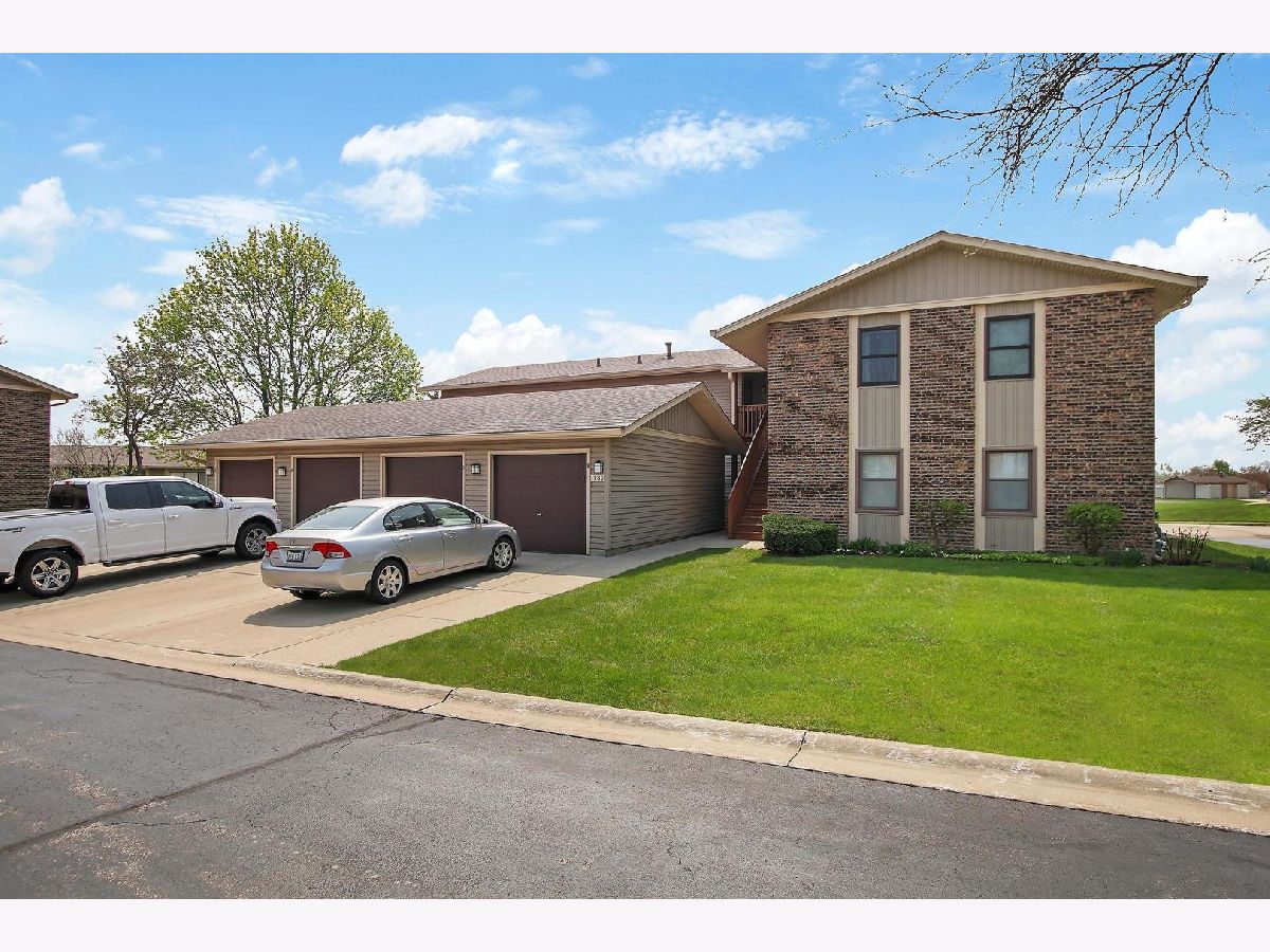 Condos & Townhomes Rented Sierra Blanca Hanover Park Illinois, 1380 Alpine