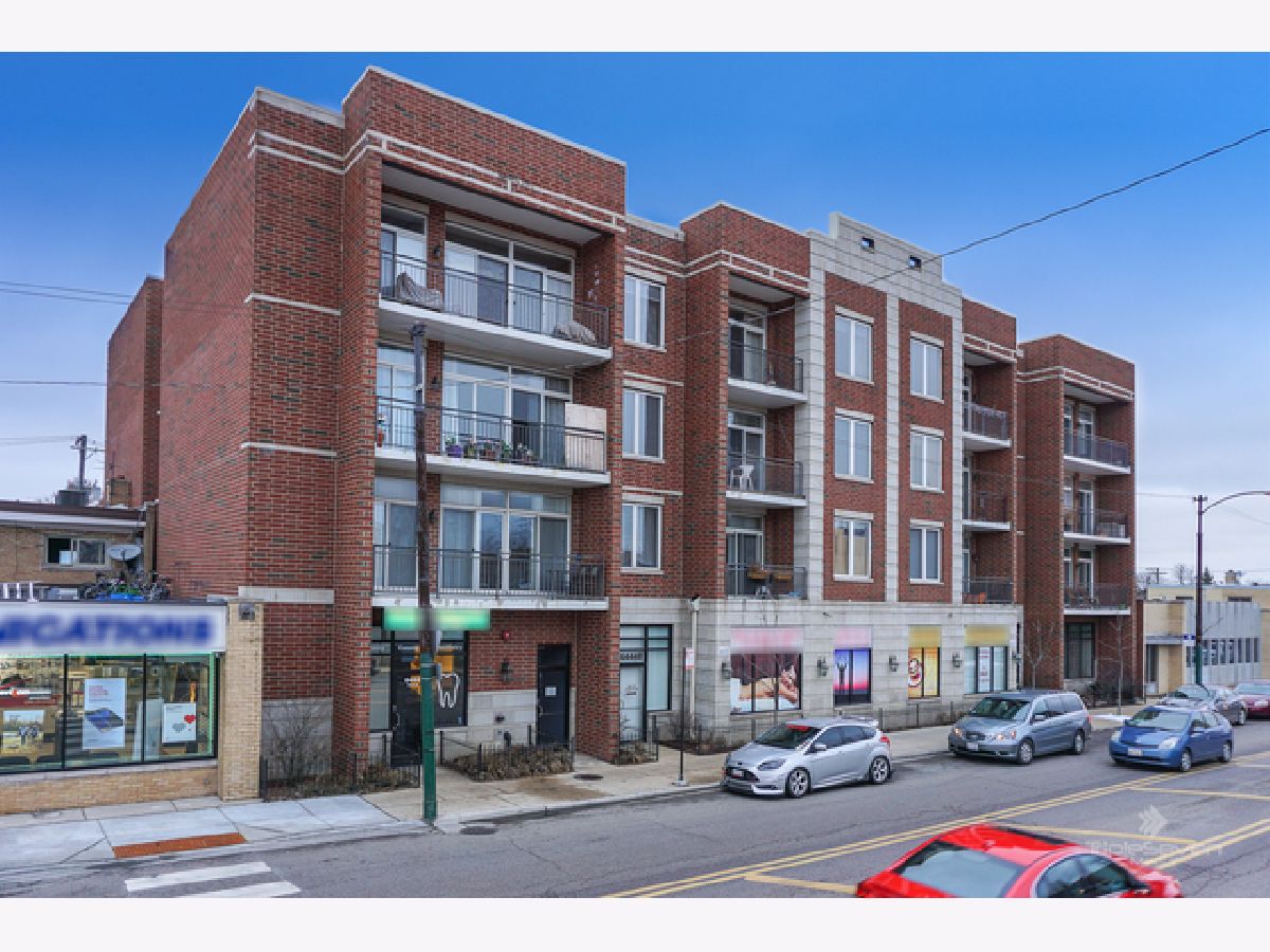 Homes & Condominiums Rented Schorsch Village Chicago Illinois, 6444 Belmont