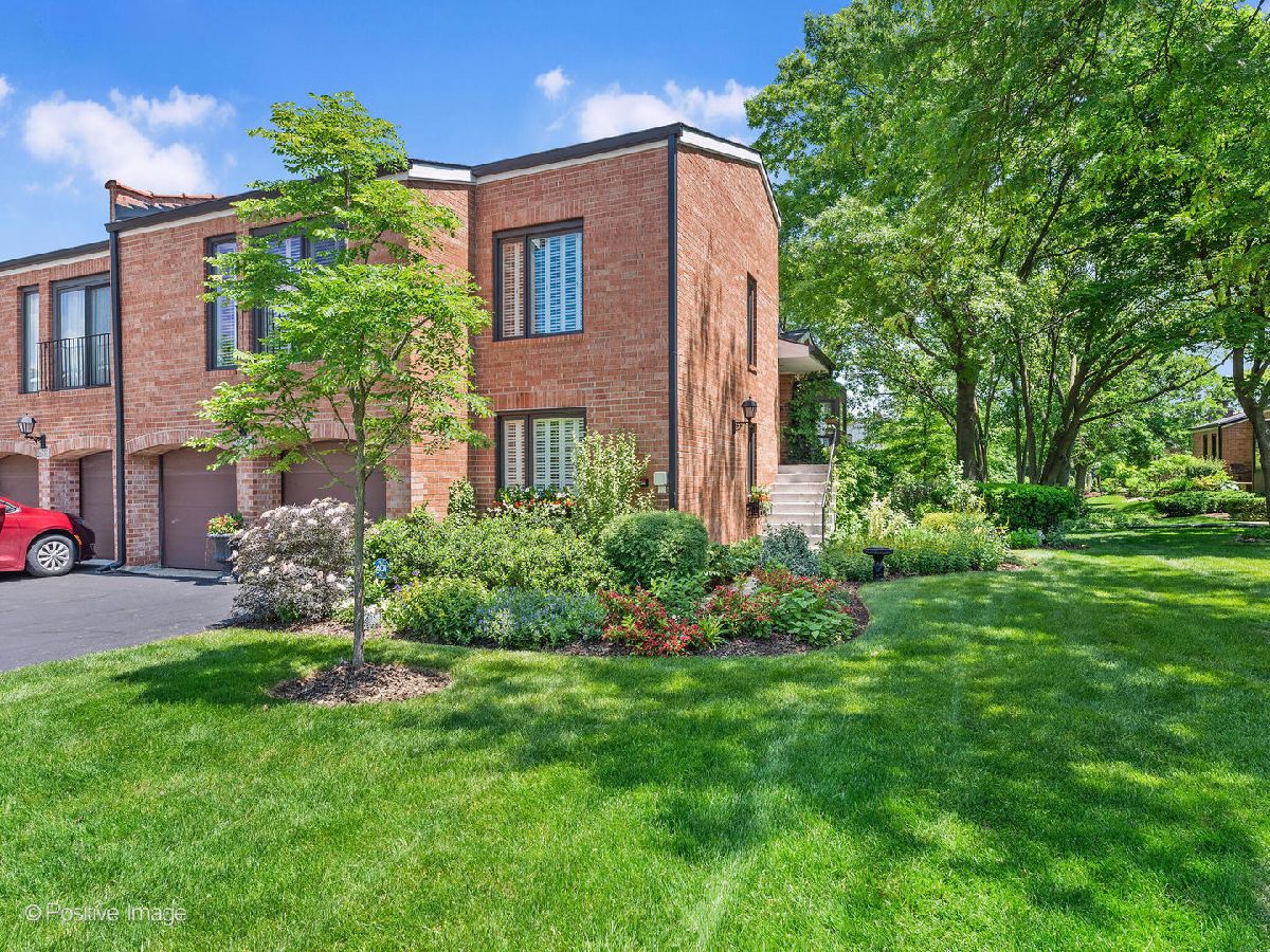 Oak Brook Colony Oak Brook IL, Townhomes For Sale & For Rent Sadie