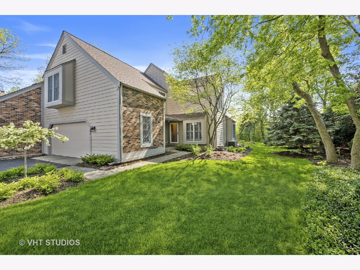 Whittington Course St Charles IL, Condos & Townhomes For Sale & For