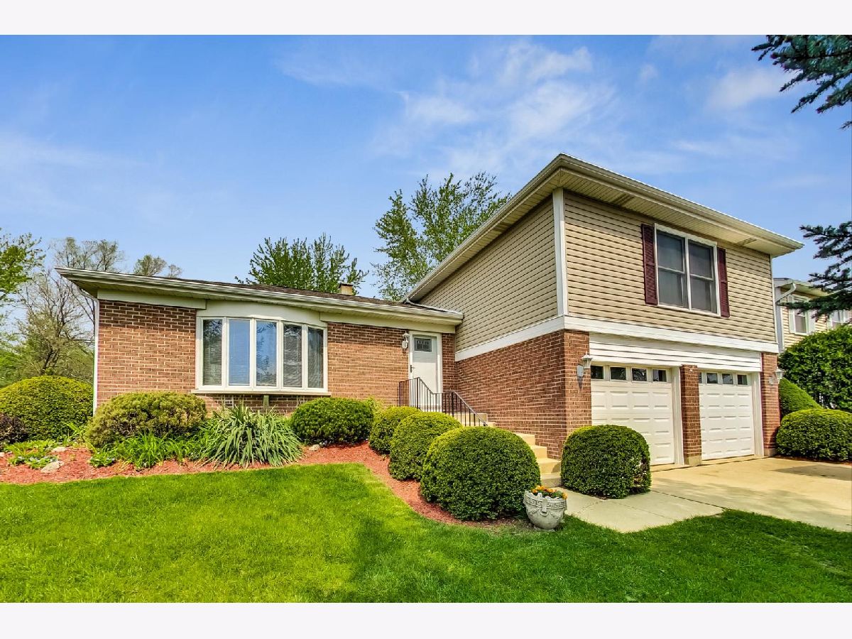 Homes Sold Quail Hollow Bartlett Illinois, 1194 Independence