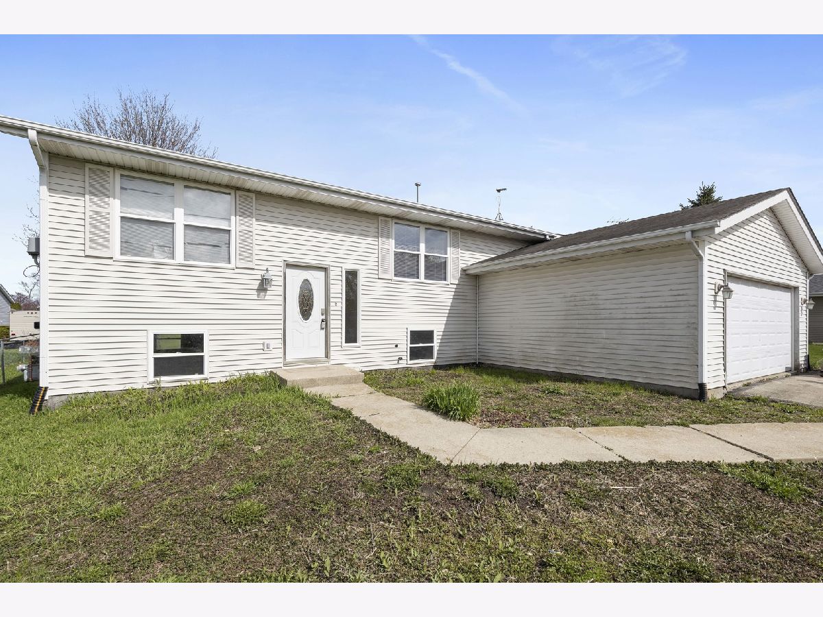 Homes Sold Shadowbrook Capron Illinois, 125 Shadowbrook