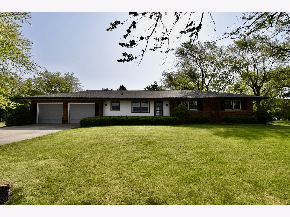 Homes & Condos & Townhomes Sold Lamplighter Towanda Illinois, 809 Towanda Barnes