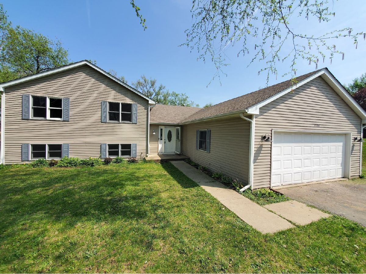 Homes Sold Parkers Highlands Wonder Lake Illinois, 7306 Hickory Grove
