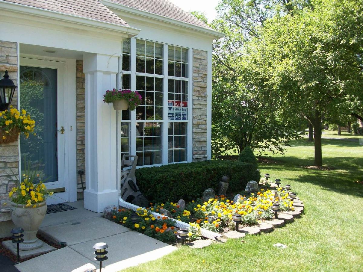 Townhomes Sold Charter Hall Palatine Illinois, 579 Charter Hall