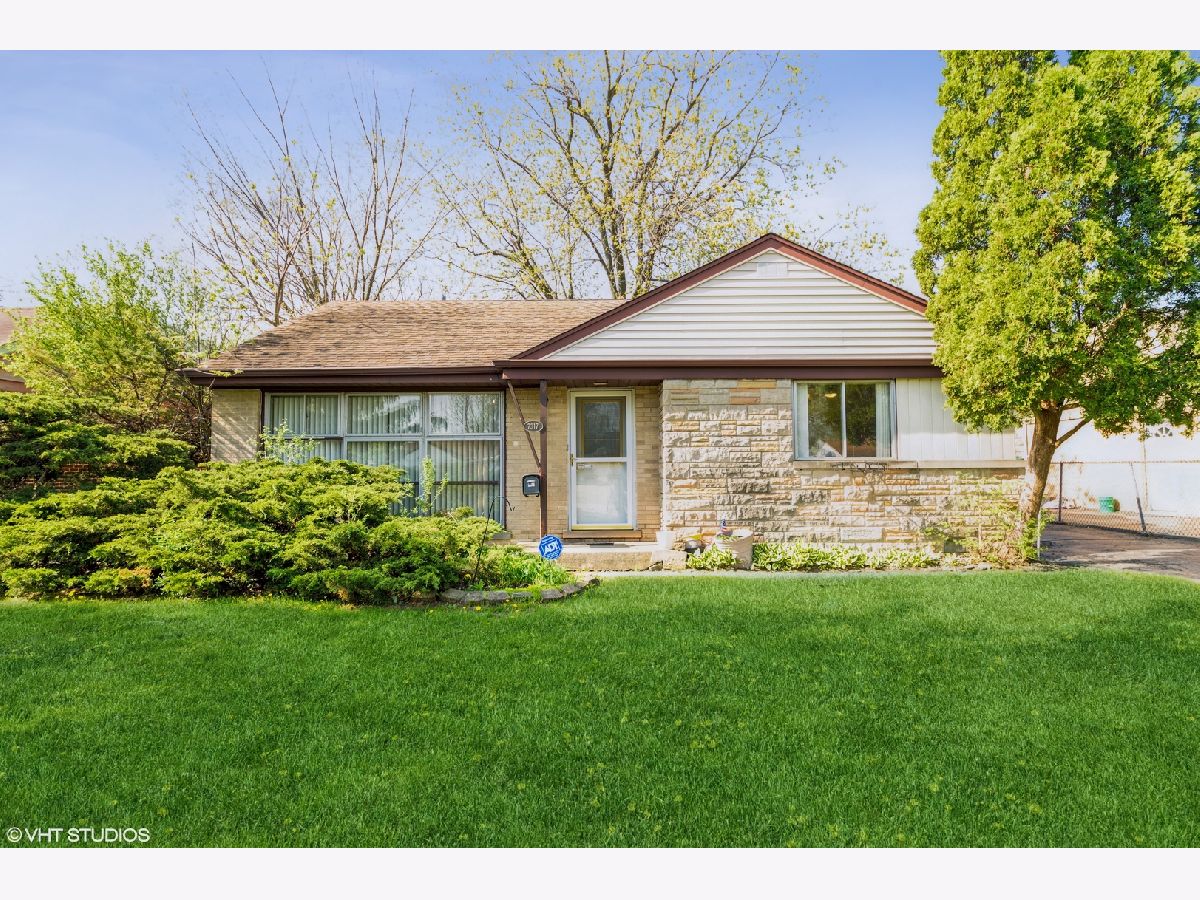 Homes Sold Robbins Meadow Lane Morton Grove Illinois, 7317 Davis