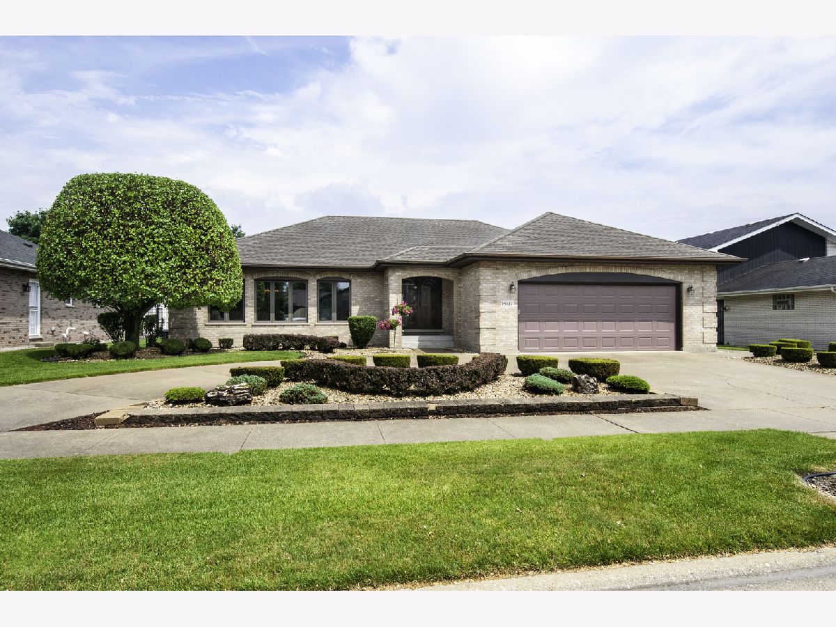 Homes Sold Country Acres Lansing Illinois, 18417 Holland