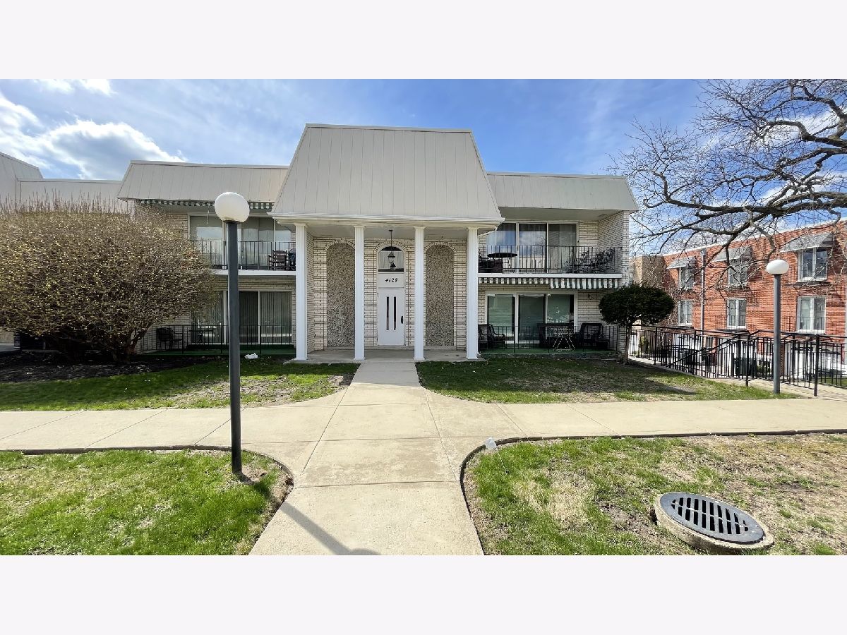Condominiums Sold Parkshire South Oak Lawn Illinois, 4128 99th