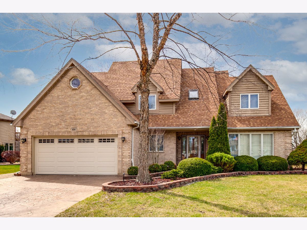 Homes Sold East Pointe Estates Bartlett Illinois, 414 Hillandale