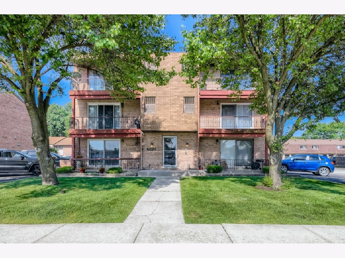Townhomes & Condos Sold Villas Del Rey Justice Illinois, 7620 88th