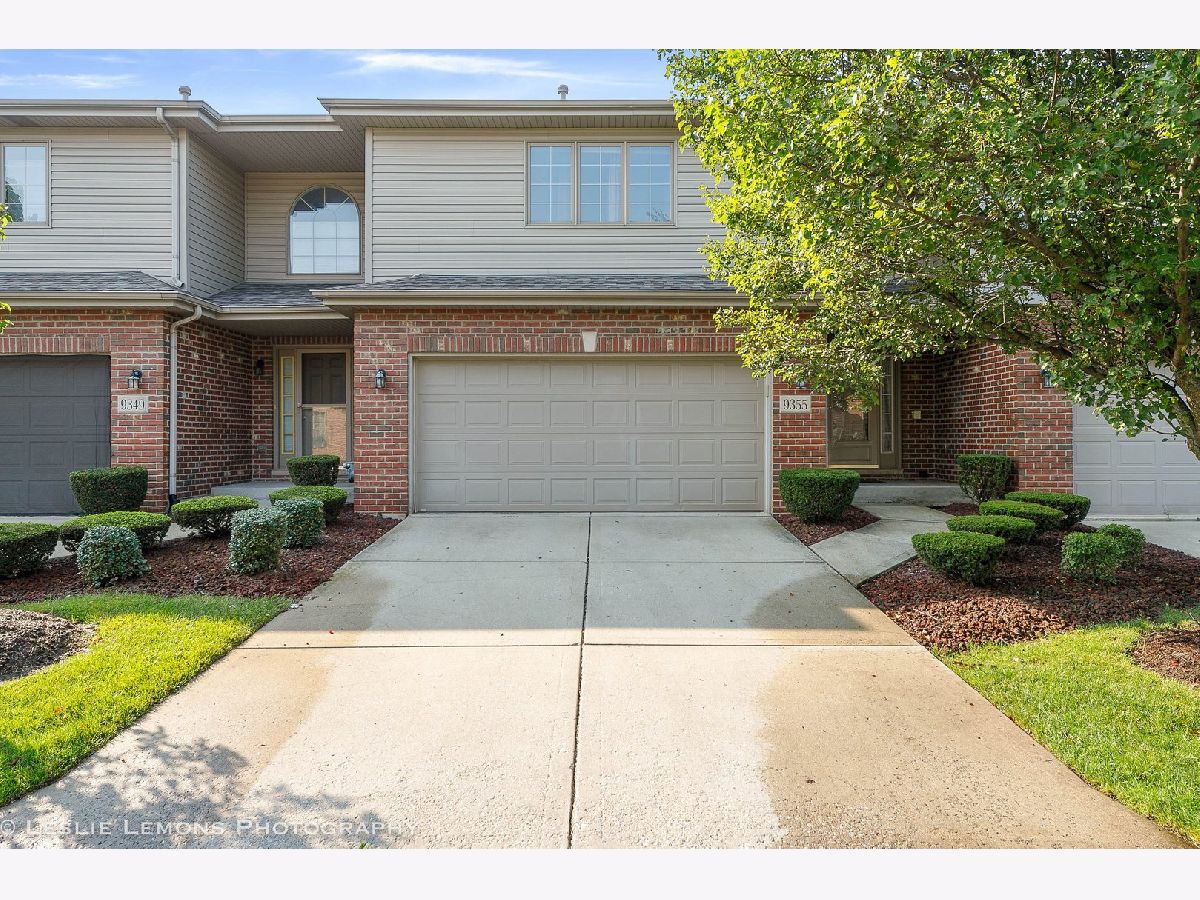 Townhomes Sold Caledonia Meadows Tinley Park Illinois, 9355 Cambria