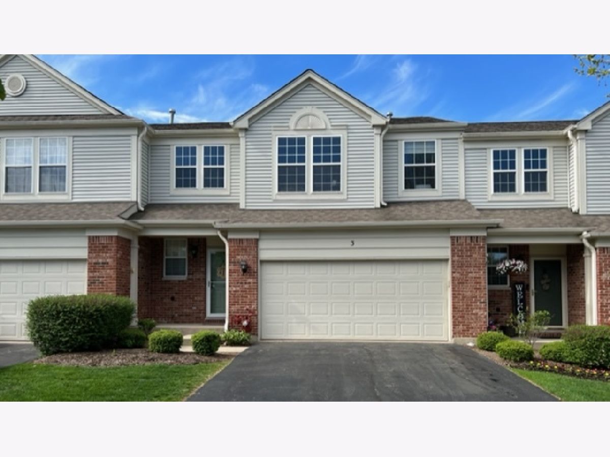 Townhomes Sold Creekside Meadows Algonquin Illinois, 3 Pine Grove