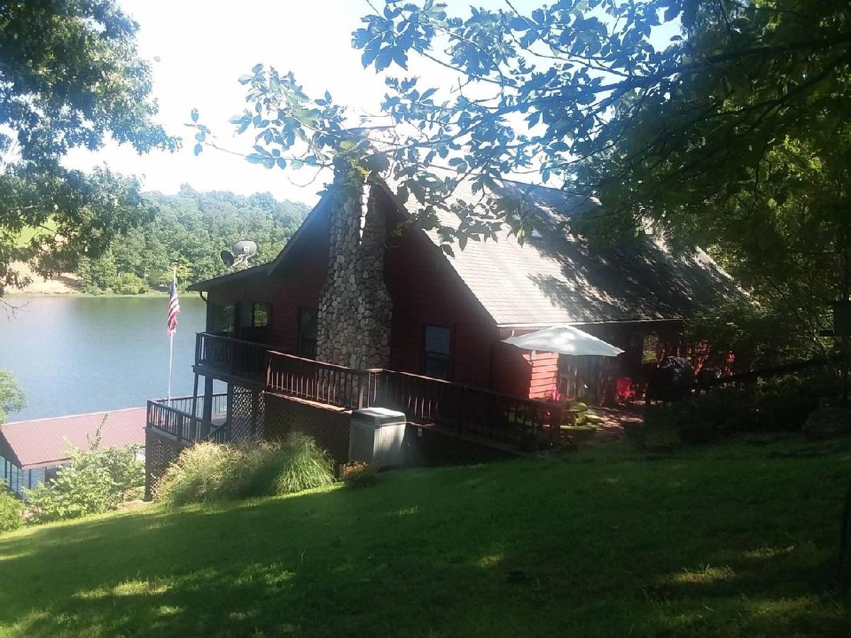  Sold Goreville Illinois, 793 Lake Shore