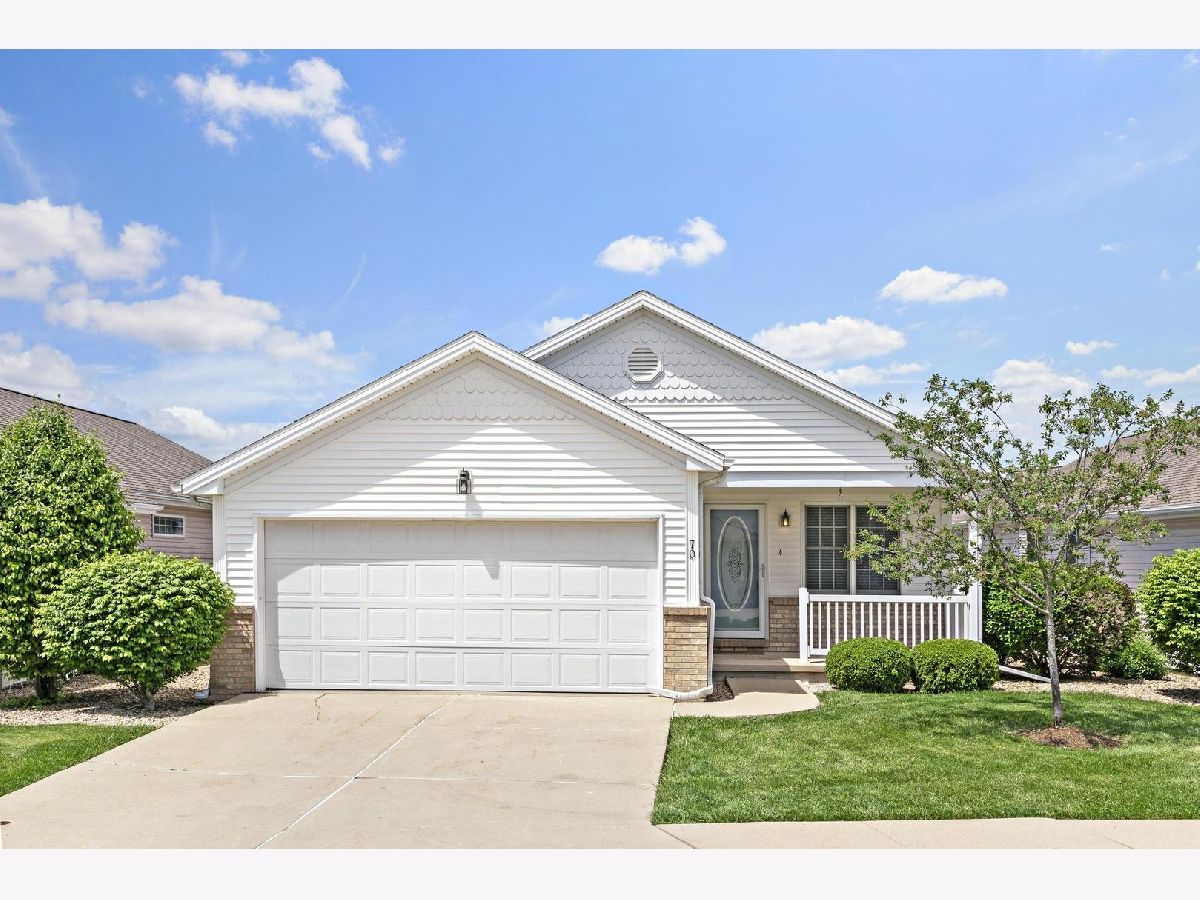 Homes & Condos & Townhomes Sold Breckenridge Bloomington Illinois, 70 Astoria