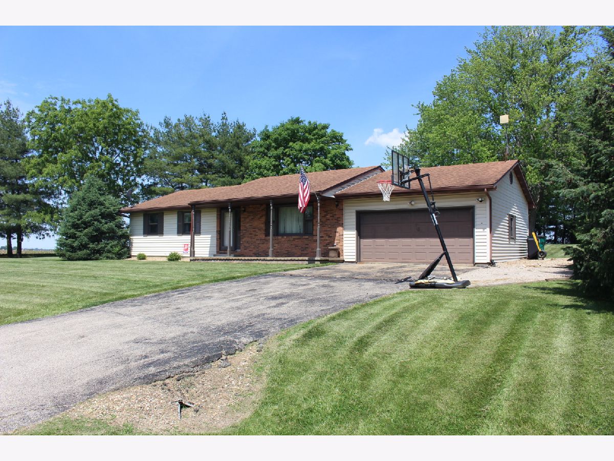 Homes Sold White Oak Clinton Illinois, 7619 White Oak