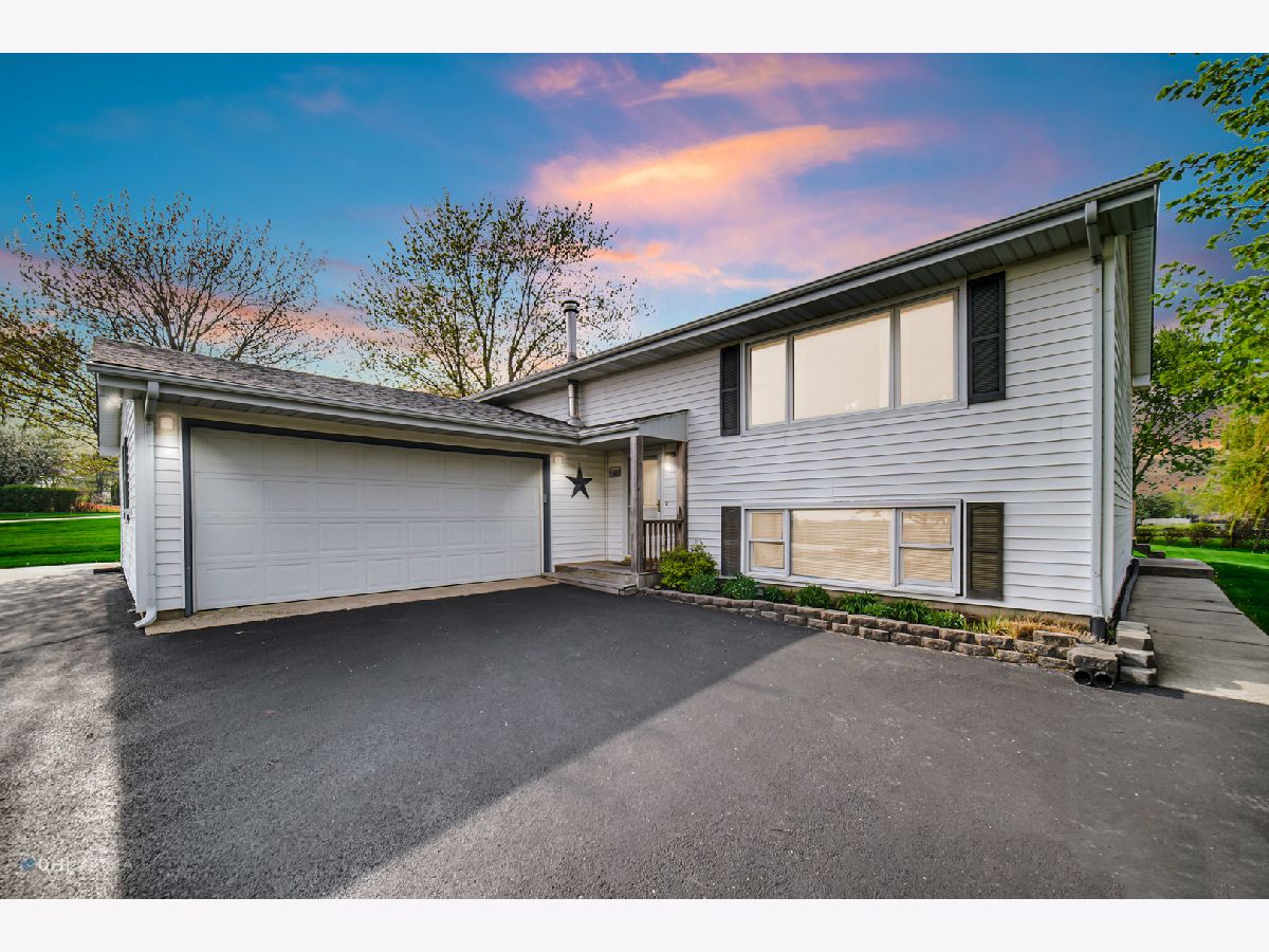 Homes Sold Windemere South New Lenox Illinois, 2403 Delaney