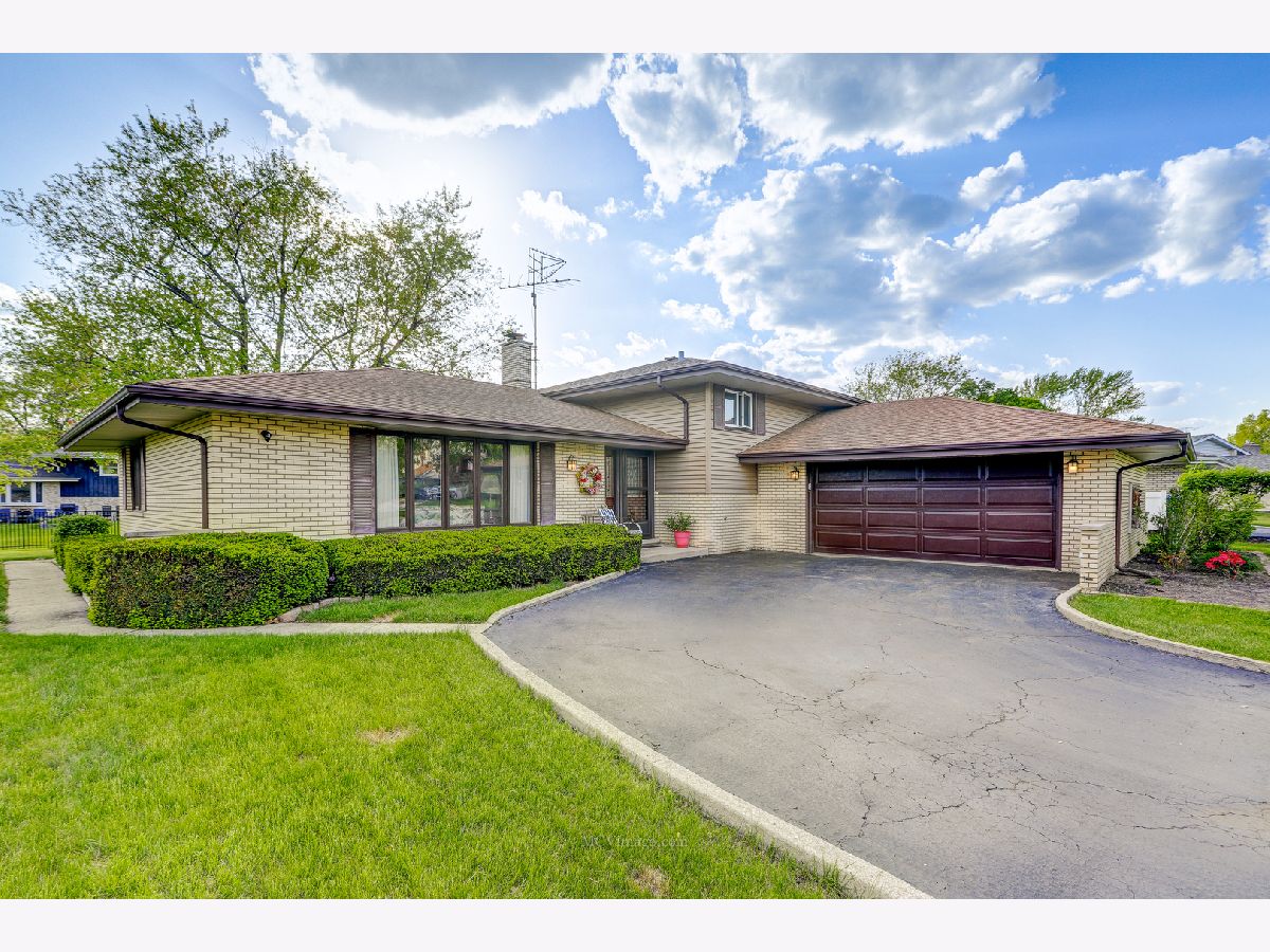 Homes Sold Palos Pines Palos Heights Illinois, 12904 Sycamore