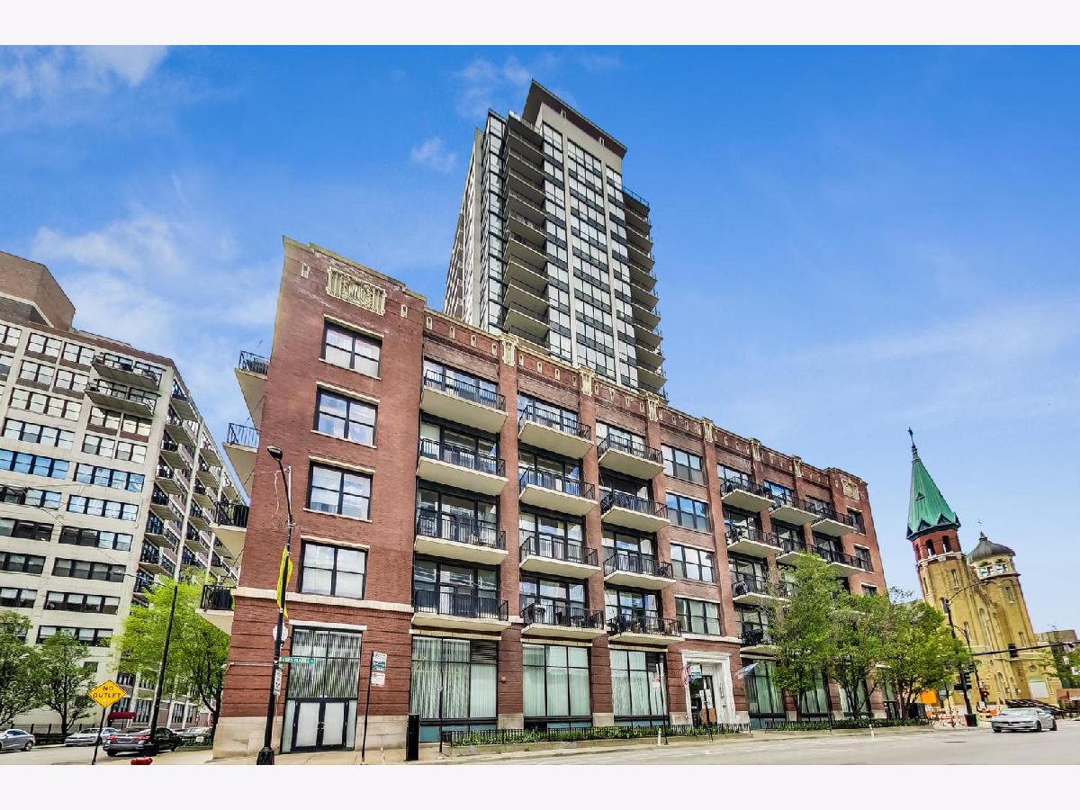 Condominiums Sold The Edge Chicago Illinois, 210 Desplaines