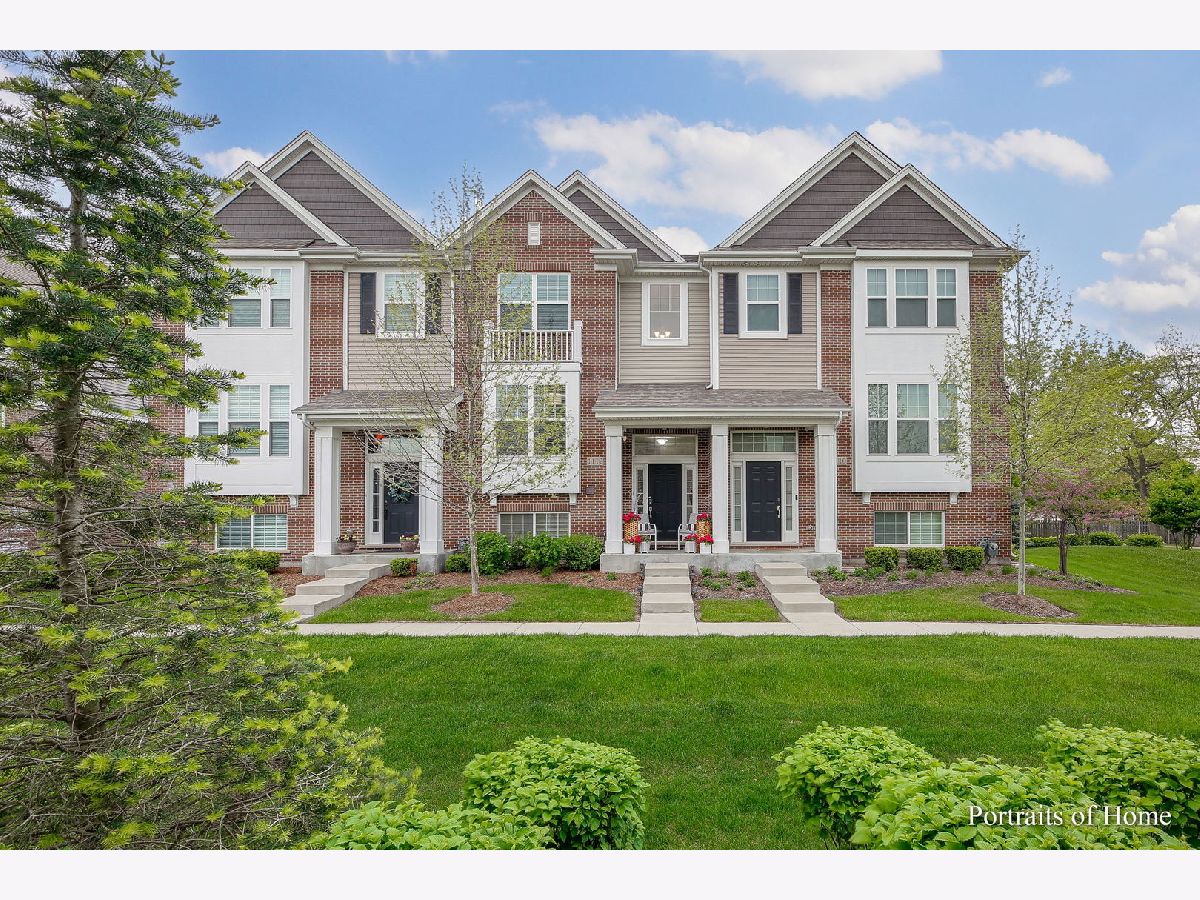 Townhomes Sold Bauer Place Naperville Illinois, 1112 Bauer