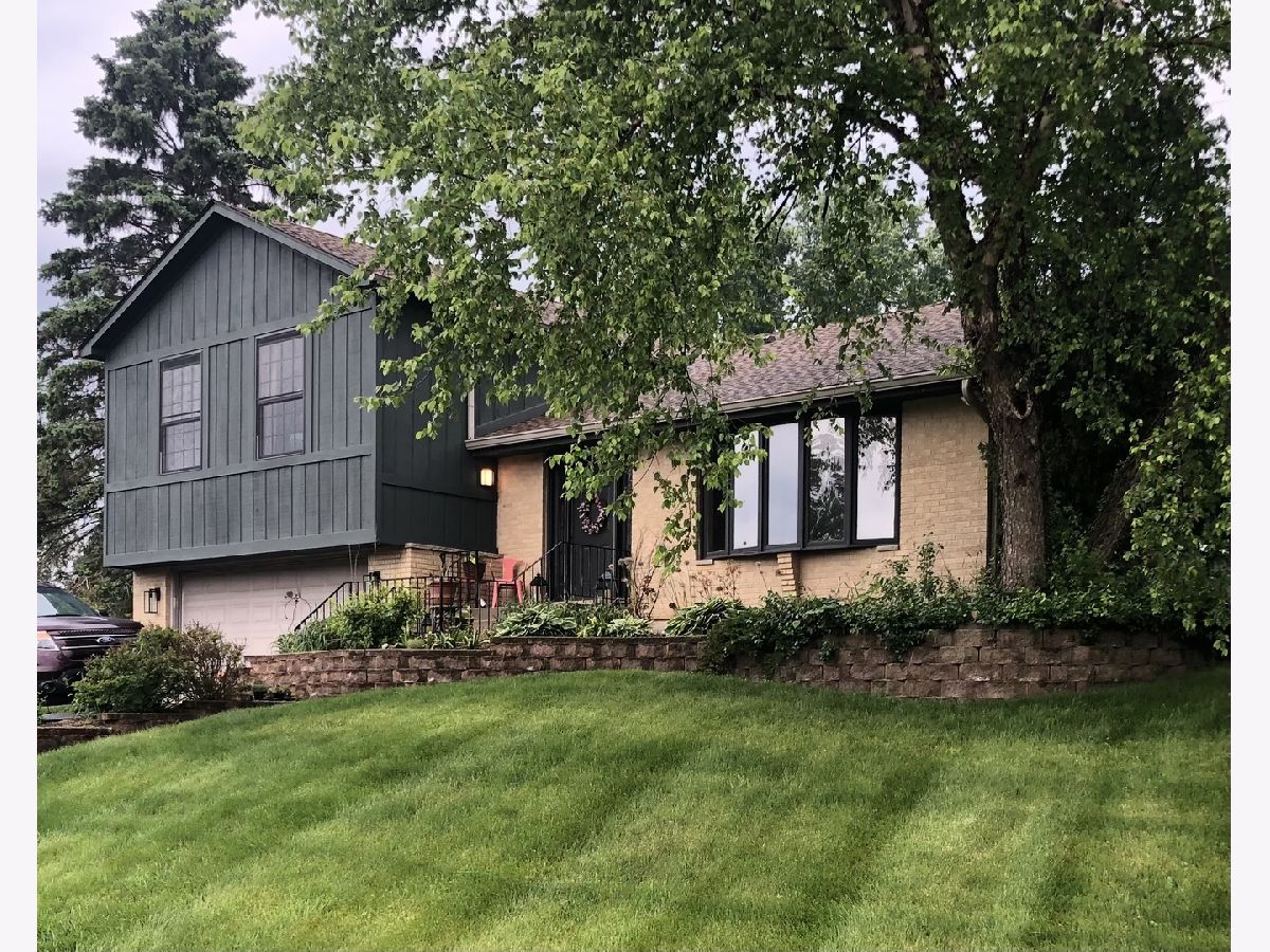 Homes Sold Lorel Estates Crystal Lake Illinois, 6616 Scott