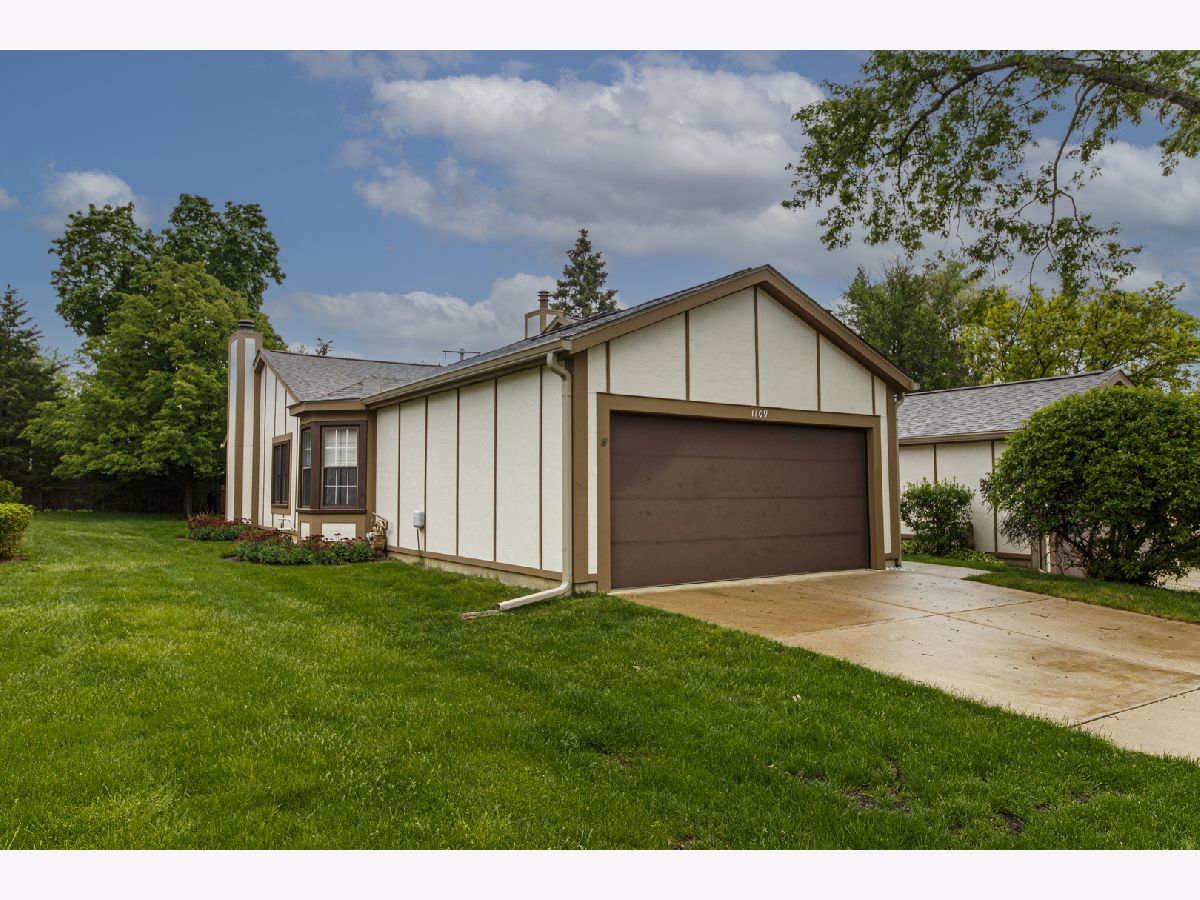 Townhomes & Homes Sold Wheaton Oaks Wheaton Illinois, 1109 Oakview