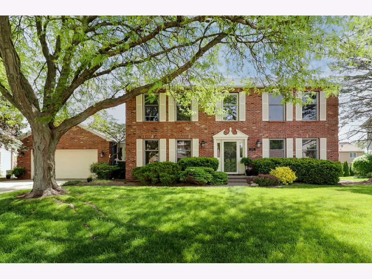 Homes & Condos & Townhomes Sold Westbrook Normal Illinois, 506 Amherst
