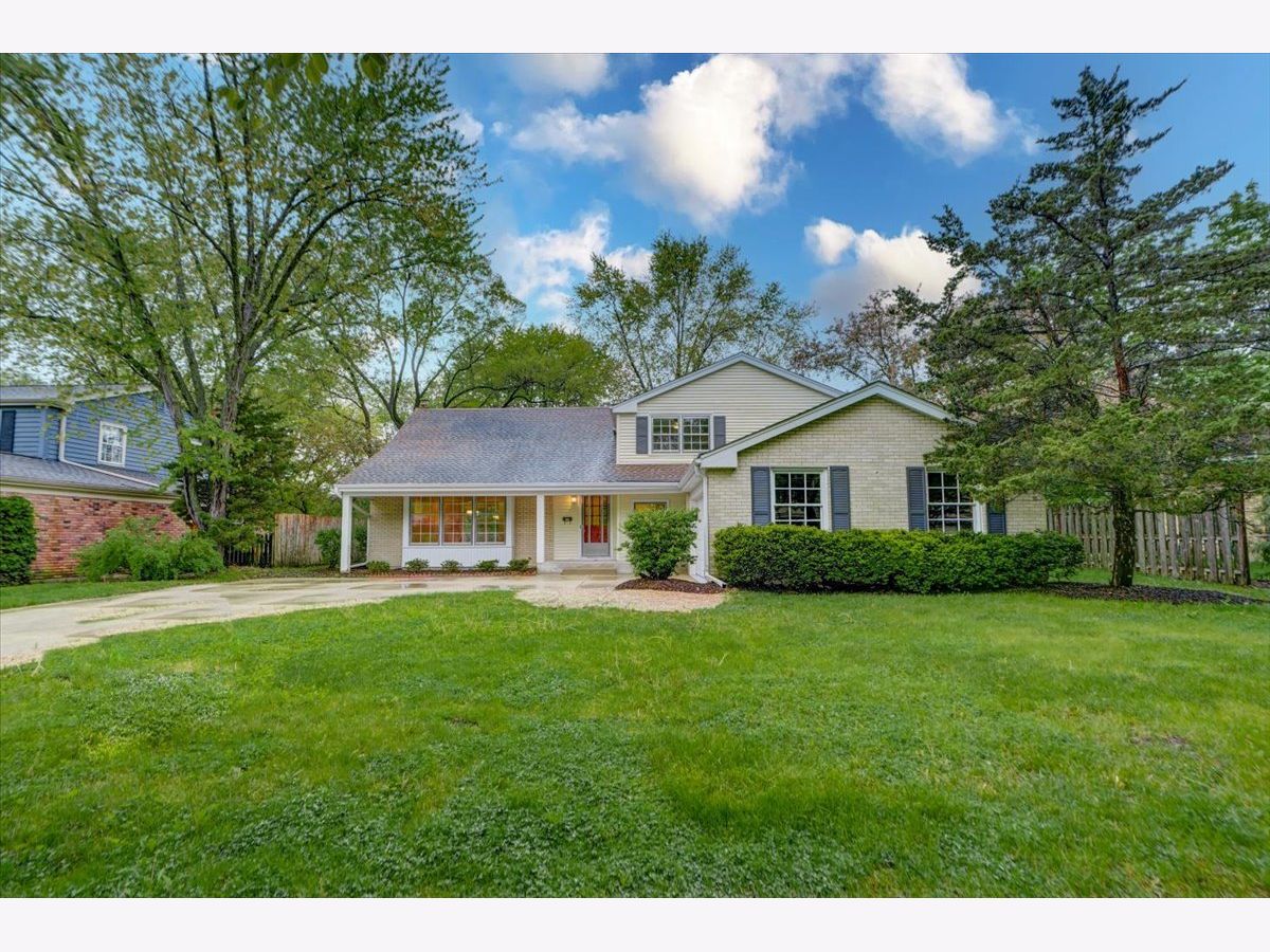 Homes Sold Reseda West Palatine Illinois, 938 Marsha