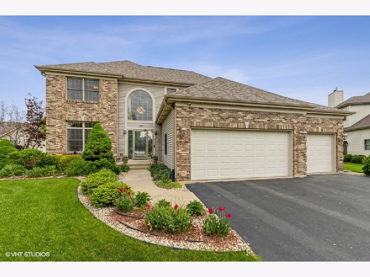 Homes & Townhomes Sold Woodland Ridge Antioch Illinois, 1121 Beachwood