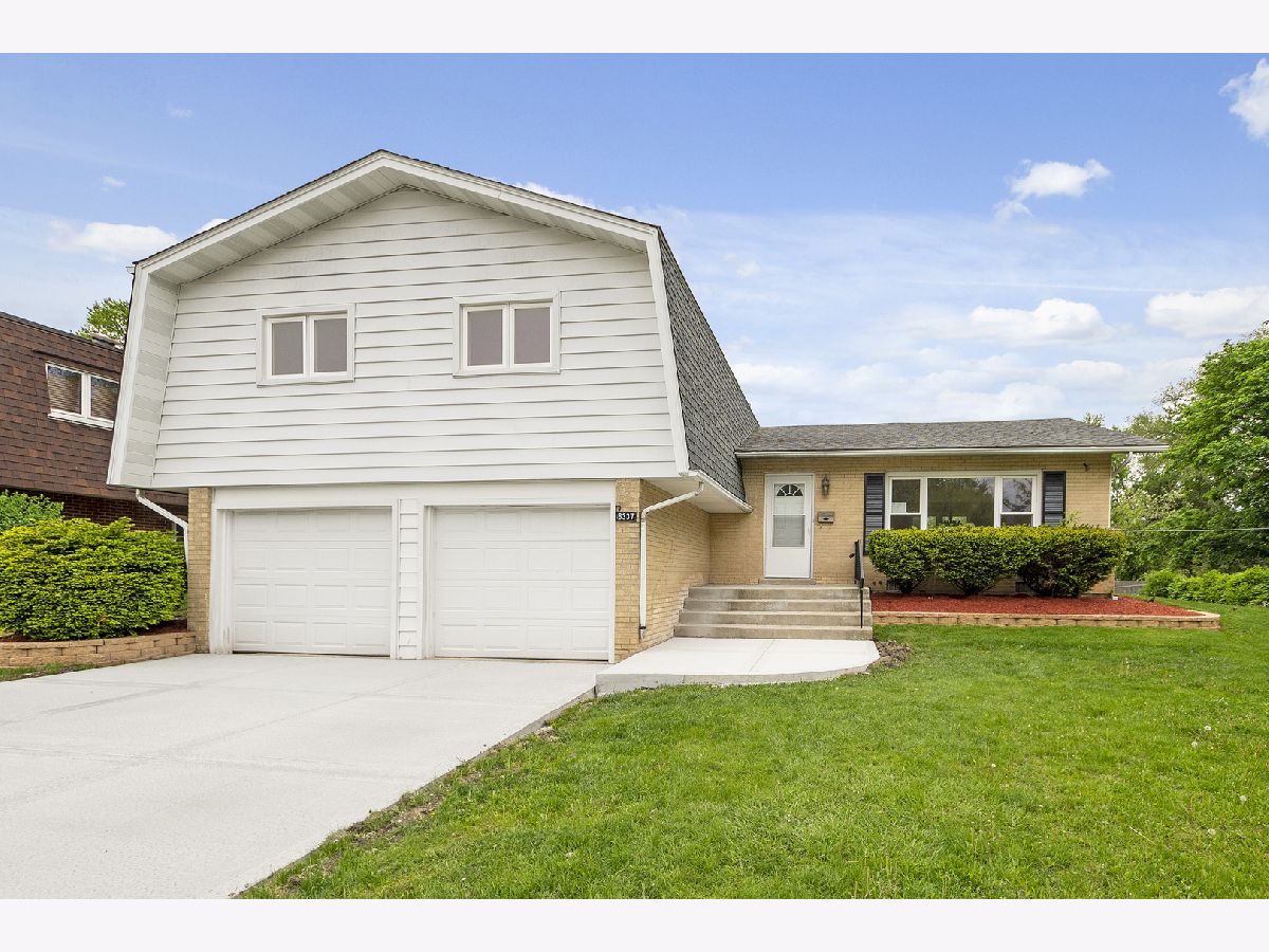 Homes Sold Lancaster Highlands Tinley Park Illinois, 6337 Honey