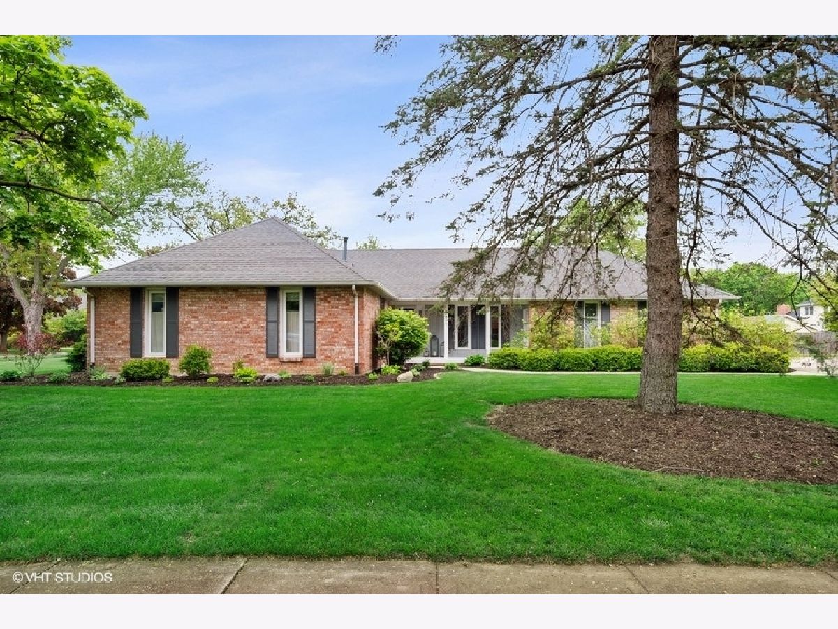 Homes & Condos & Townhomes Sold Countryside Yorkville Illinois, 121 Strawberry