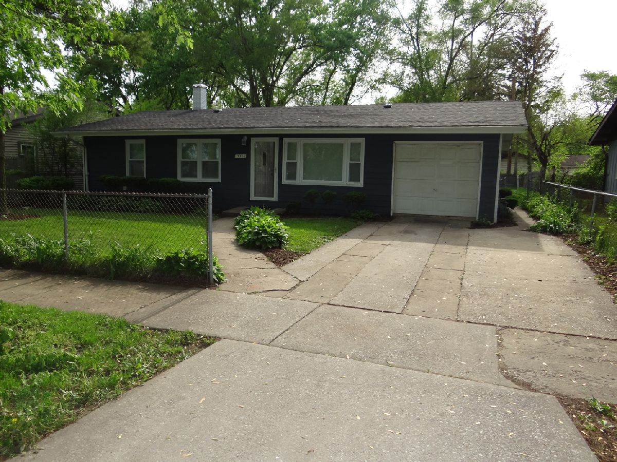 Homes Sold Country Aire Estates Markham Illinois, 15328 Maple
