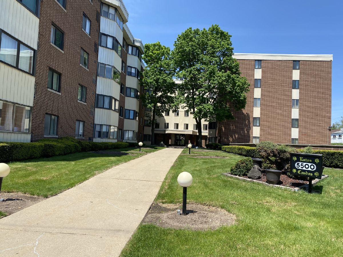 Condominiums Sold Lotus Gardens Morton Grove Illinois, 5500 Lincoln
