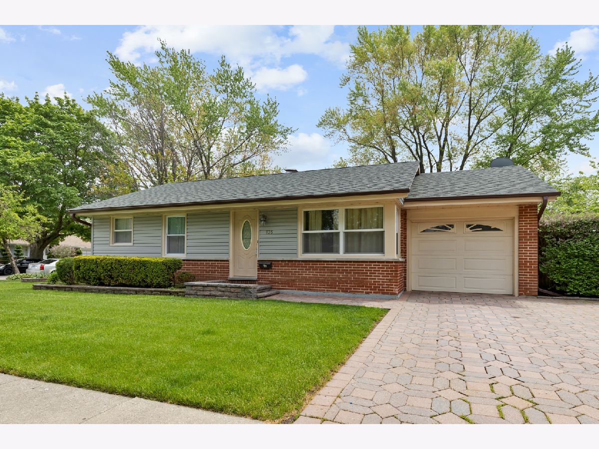 Homes Sold Blackhawk Manor Elgin Illinois, 735 Elma