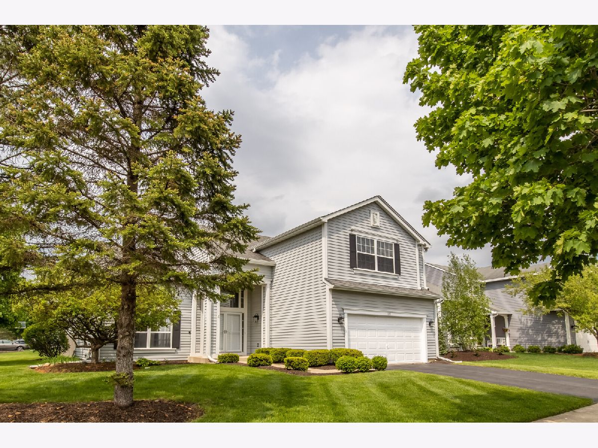 Homes Sold Star Summit At Big Sky Lake In The Hills Illinois, 1117 Heavens Gate
