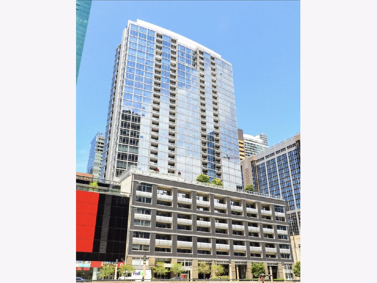 Condominiums Rented Fairbanks At Cityfront Chicago Illinois, 240 Illinois