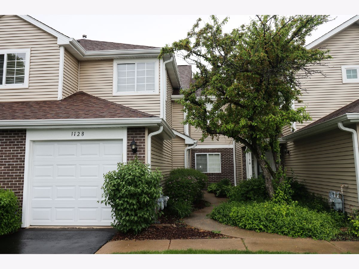 Cambria Lombard IL, Townhomes & Condos For Sale & For Rent Sadie