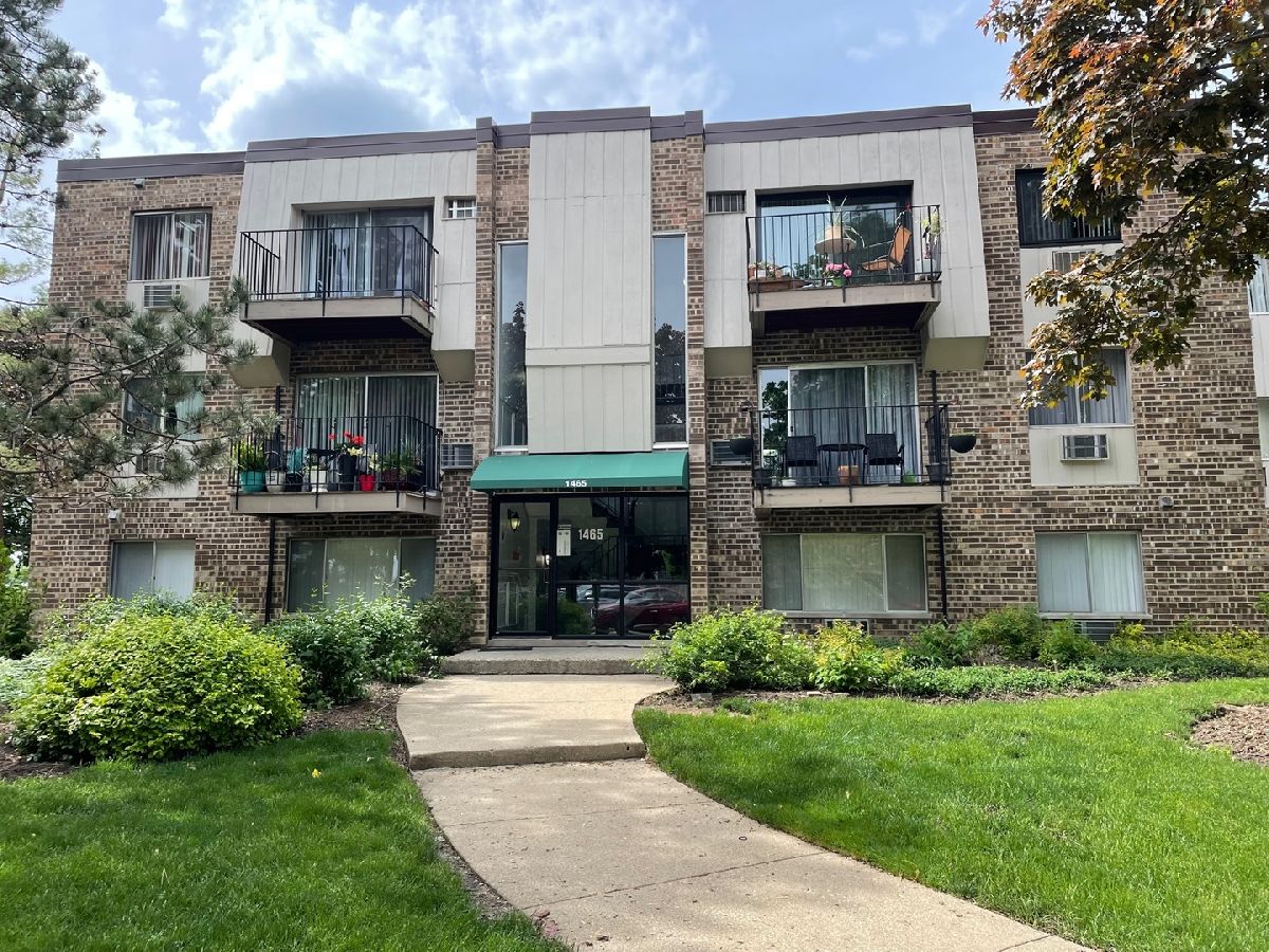 Condominiums Rented Brentwood Palatine Illinois, 1465 Winslowe