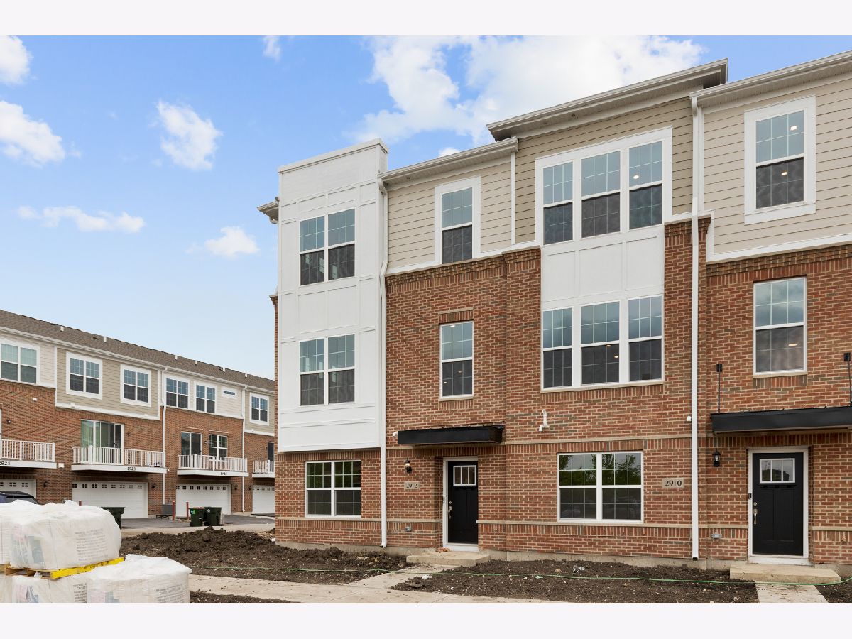 Condos & Townhomes Rented Naperville Crossings Naperville Illinois, 2912 Reflection