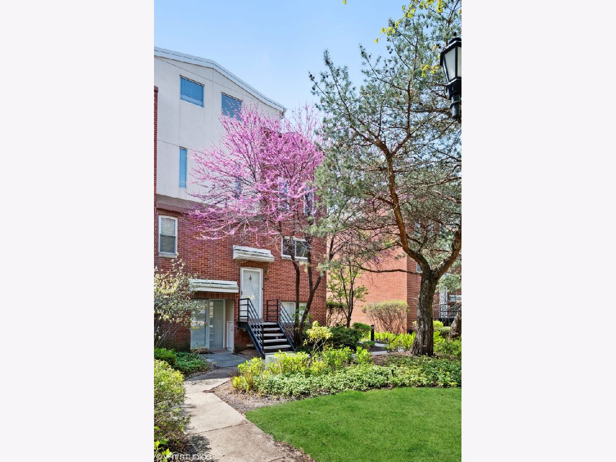 Townhomes Sold Vernon Park Townhomes Chicago Illinois, 1025 Vernon Park