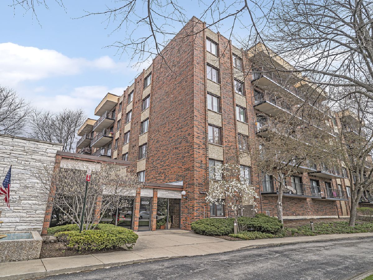 Condominiums Sold North Shore Towers Skokie Illinois, 9560 Gross Point