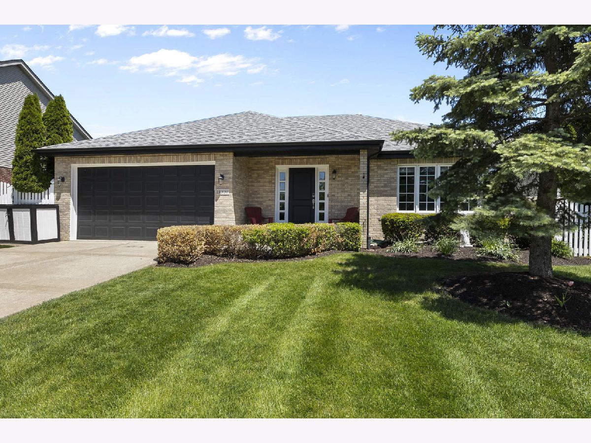 Homes & Condos & Townhomes Sold Rolling Meadows Lemont Illinois, 13007 Rolling Meadow