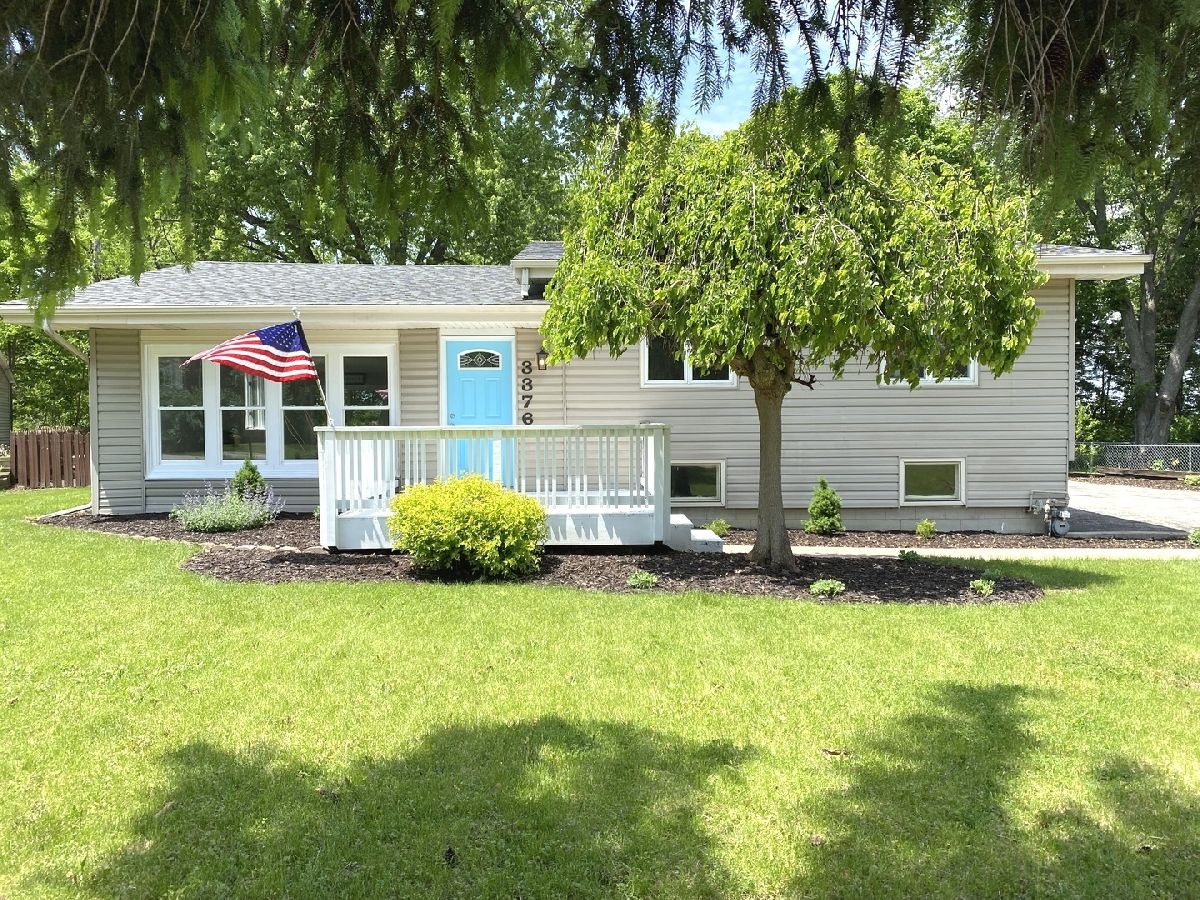 Homes Sold Arrowhead Hills Bourbonnais Illinois, 3376 Linda