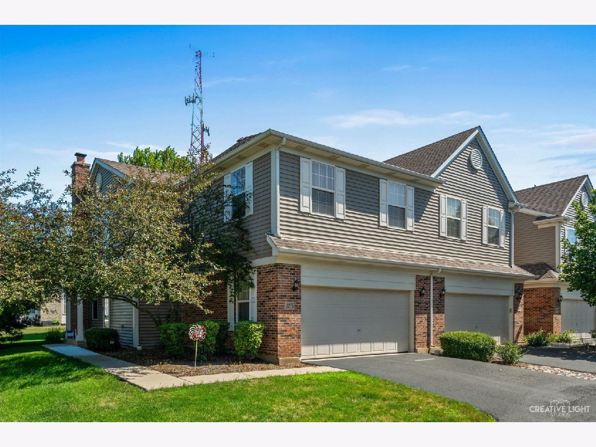 Townhomes & Condos & Homes Sold Princeton West Elgin Illinois, 1275 Bradley