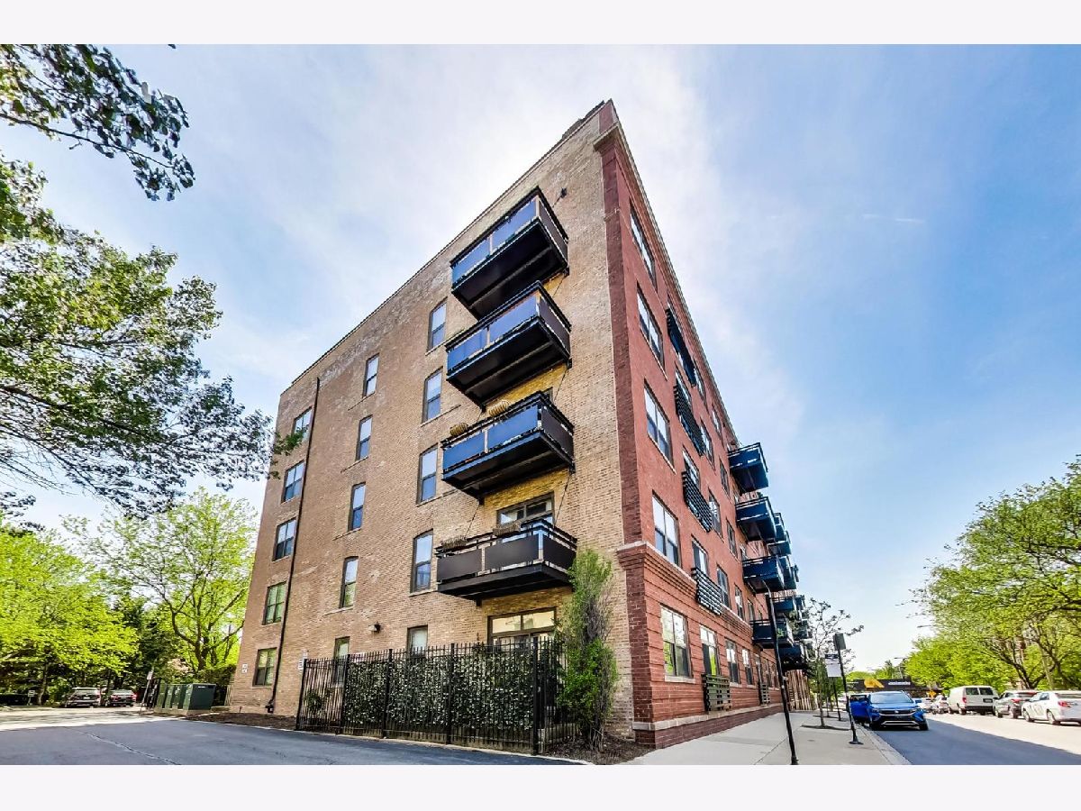 Condominiums Sold Regal Lofts Chicago Illinois, 1735 Diversey
