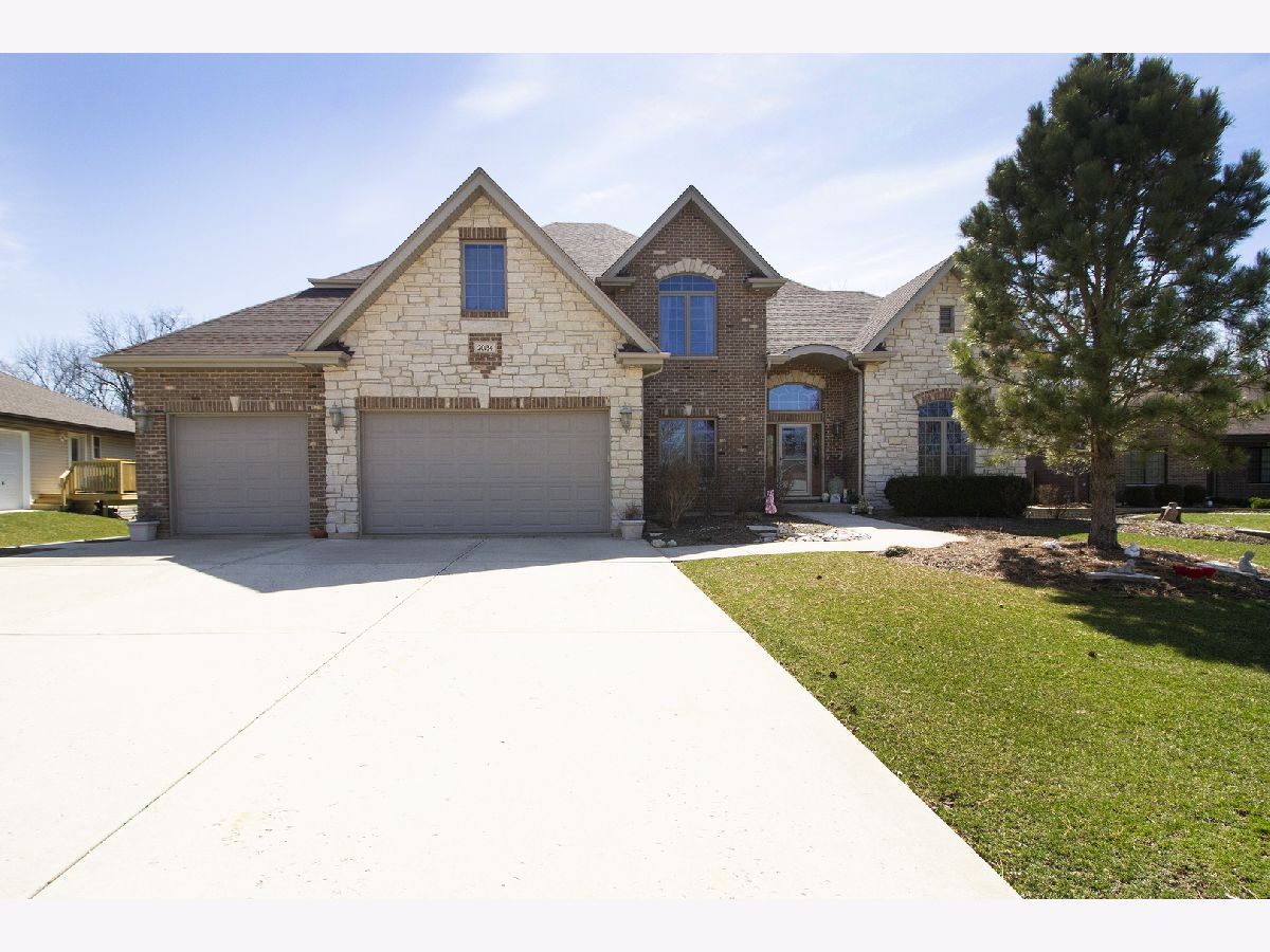Homes Sold Wooded Cove Elwood Illinois, 20134 Pockey