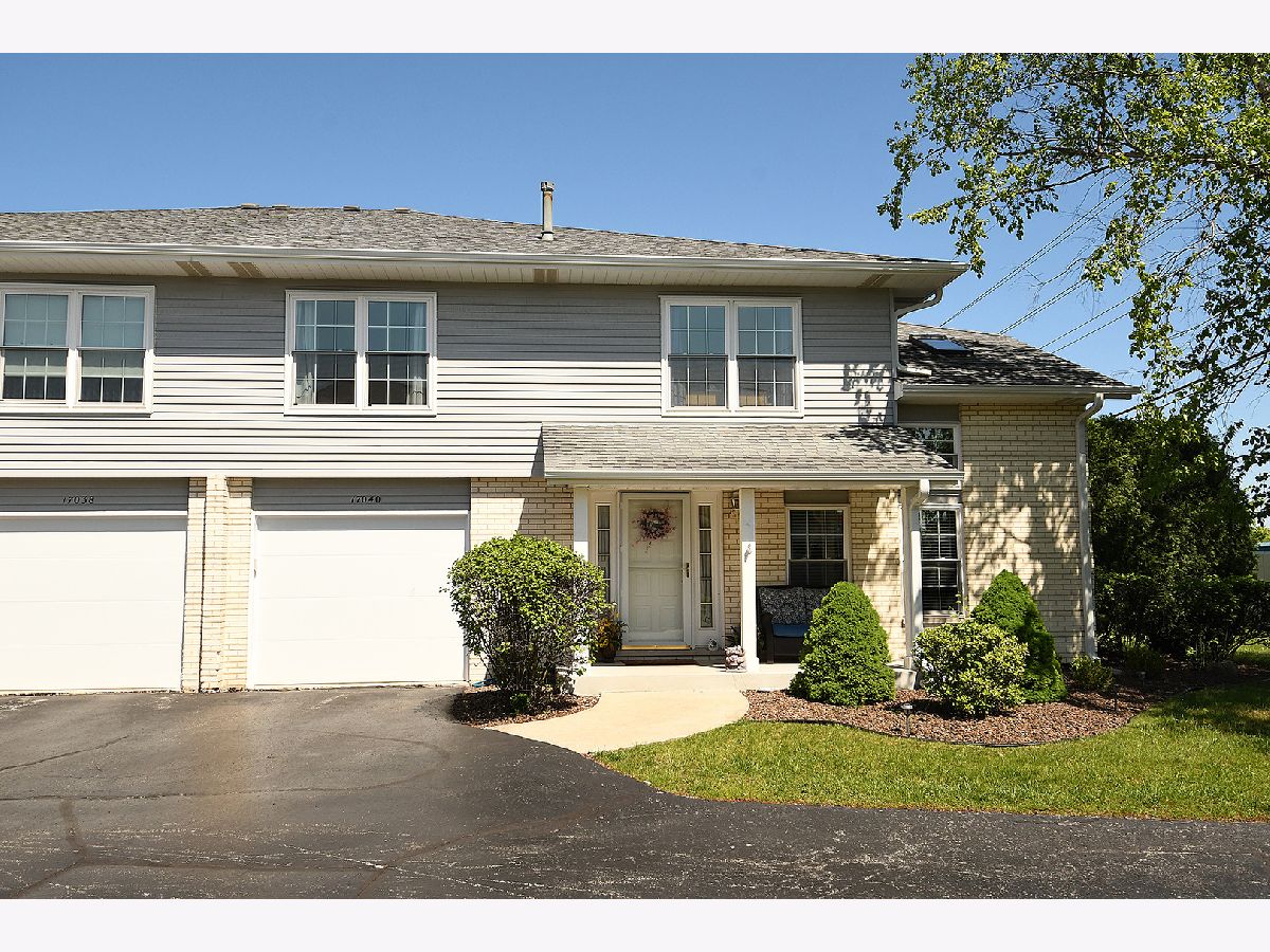 Townhomes & Condos & Homes Sold Chantilly Tinley Park Illinois, 17040 Circle
