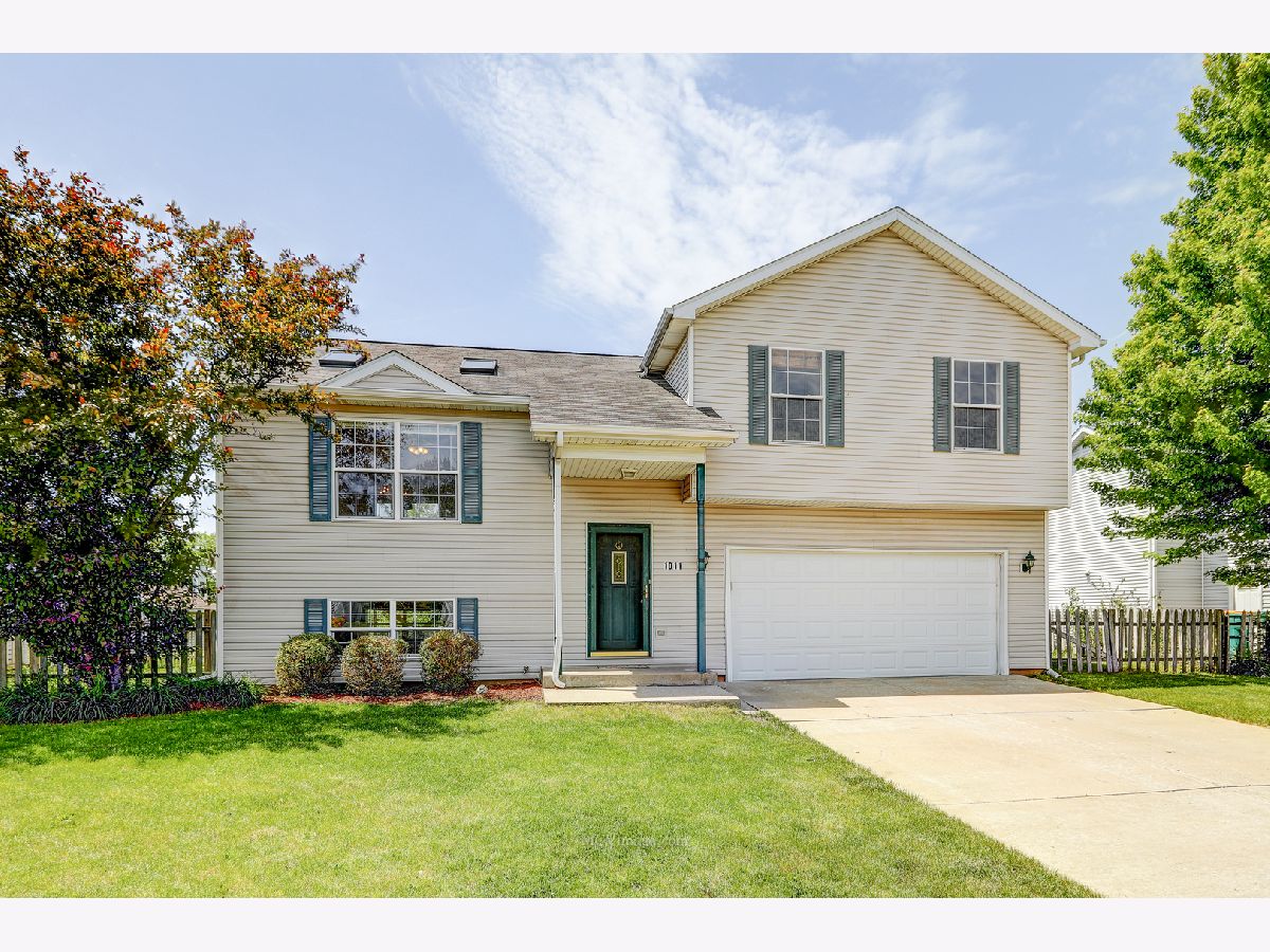 Homes Sold Stonegate Joliet Illinois, 1011 Belden